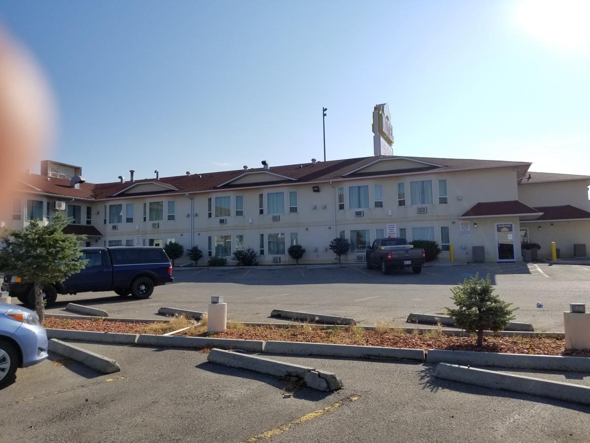 Western Budget Motel West Red Deer Exterior foto